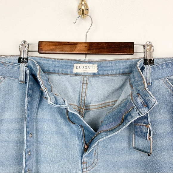 Eloquii Denim High Waisted Light Wash Belted Jeans Sz 22 - Picture 6 of 9